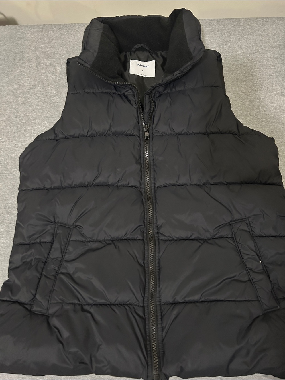 Old Navy Black Quilted Women's Puffer Vest